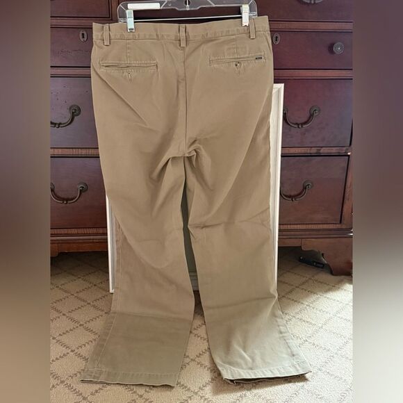 Polo By Ralph Lauren Classic Fit Khaki Pants 35 x 32 - Picture 2 of 9
